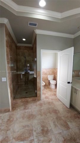 15387 SW 21st Ln 1, Miami, FL 33185