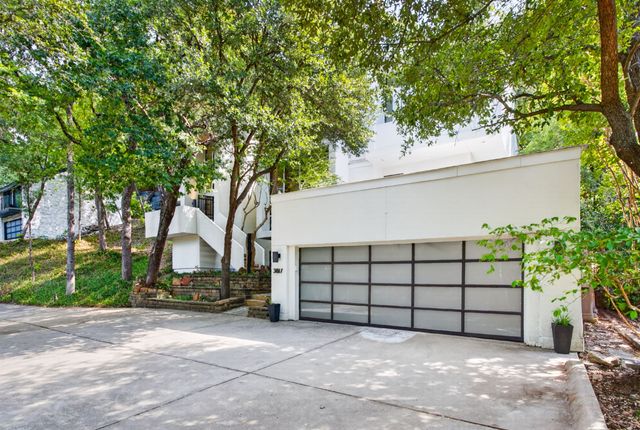 3817 Harlanwood Drive, Fort Worth, TX 76109