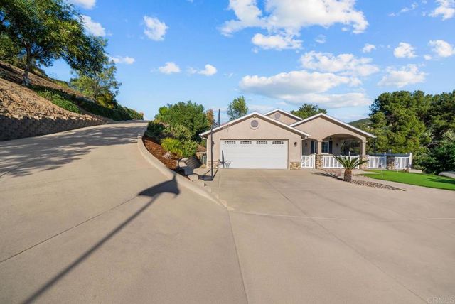 1107 Saint George Drive, El Cajon, CA 92019