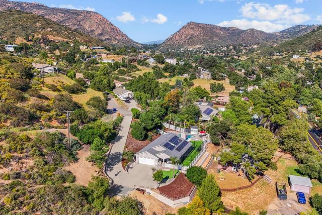 1107 Saint George Drive, El Cajon, CA 92019