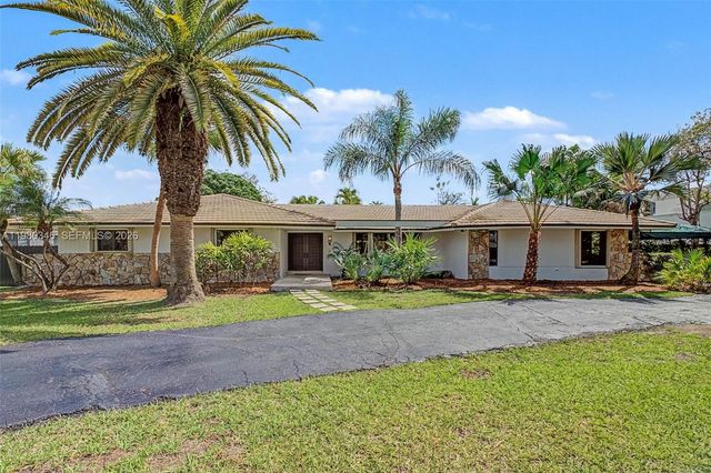 13621 SW 103rd Ave, Miami, FL 33176