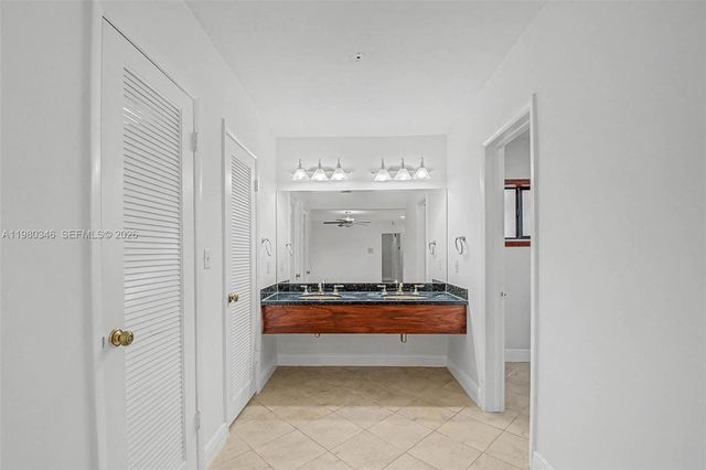 13621 SW 103rd Ave, Miami, FL 33176