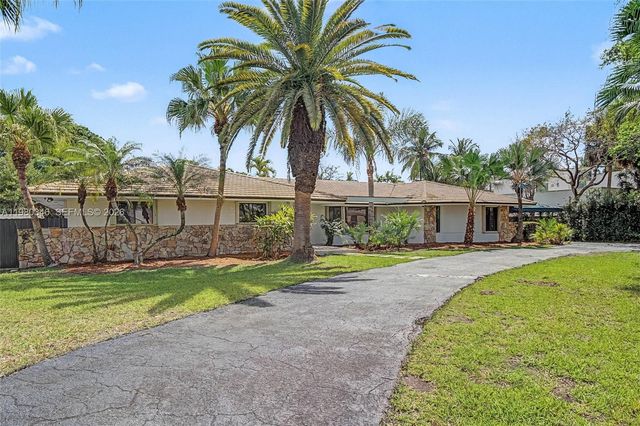 13621 SW 103rd Ave, Miami, FL 33176