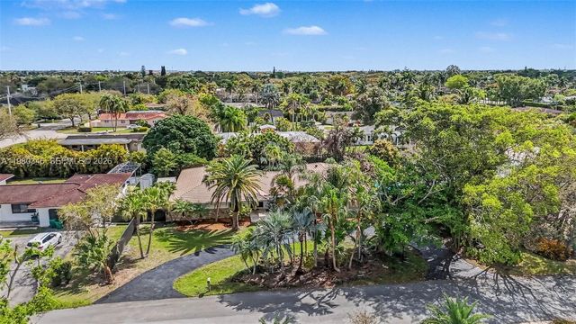 13621 SW 103rd Ave, Miami, FL 33176