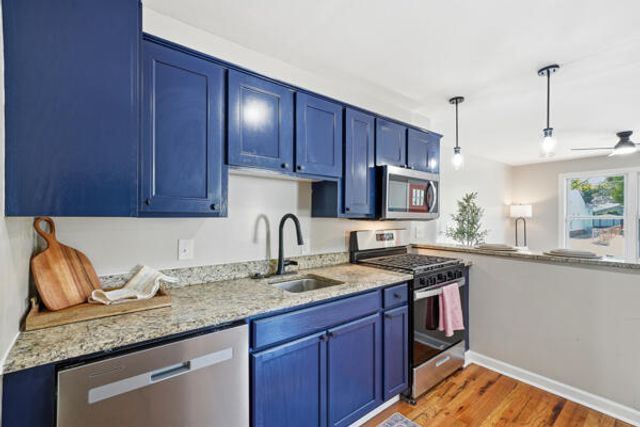 2217 Cambridge Avenue, North Charleston, SC 29405