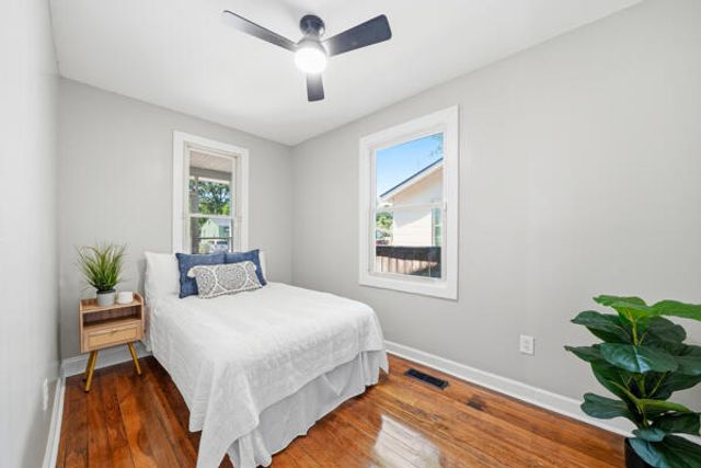 2217 Cambridge Avenue, North Charleston, SC 29405