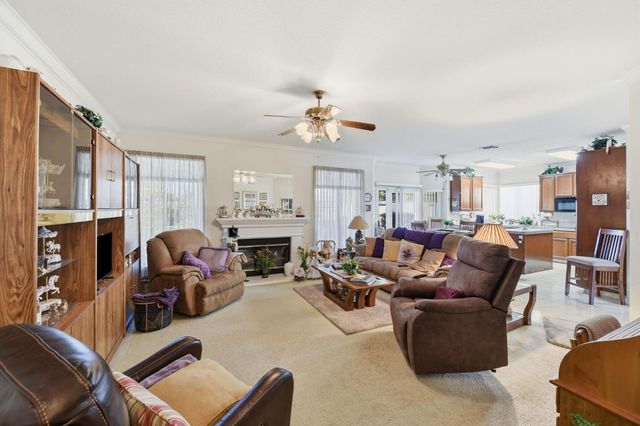 1892 Avenida Martina, Roseville, CA 95747