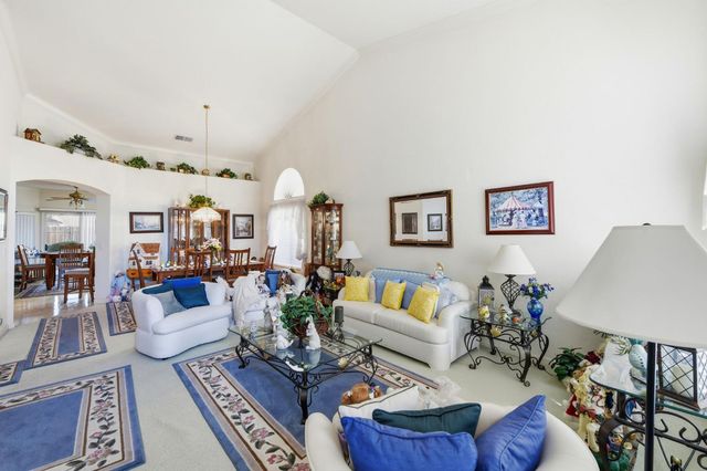 1892 Avenida Martina, Roseville, CA 95747