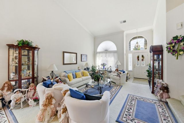 1892 Avenida Martina, Roseville, CA 95747