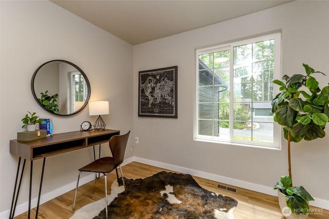30 E Paint Brush Lane, Union, WA 98592