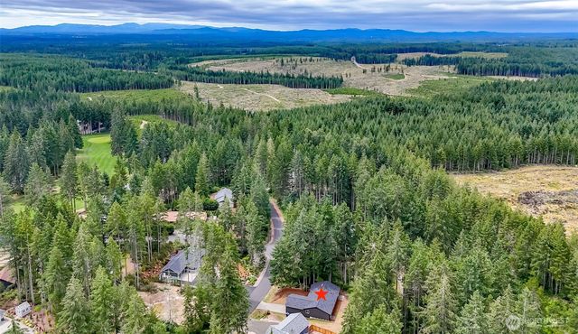 30 E Paint Brush Lane, Union, WA 98592