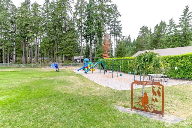 30 E Paint Brush Lane, Union, WA 98592