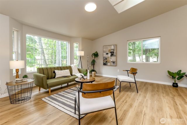 30 E Paint Brush Lane, Union, WA 98592