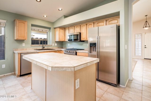 27522 N 24TH Lane, Phoenix, AZ 85085