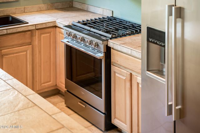 27522 N 24TH Lane, Phoenix, AZ 85085