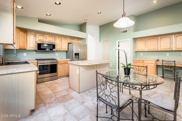 27522 N 24TH Lane, Phoenix, AZ 85085