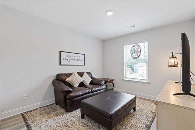 312 Magnolia Villas Drive, Cornelia, GA 30531