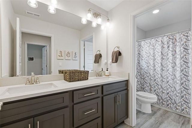 312 Magnolia Villas Drive, Cornelia, GA 30531