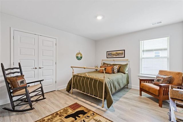 312 Magnolia Villas Drive, Cornelia, GA 30531