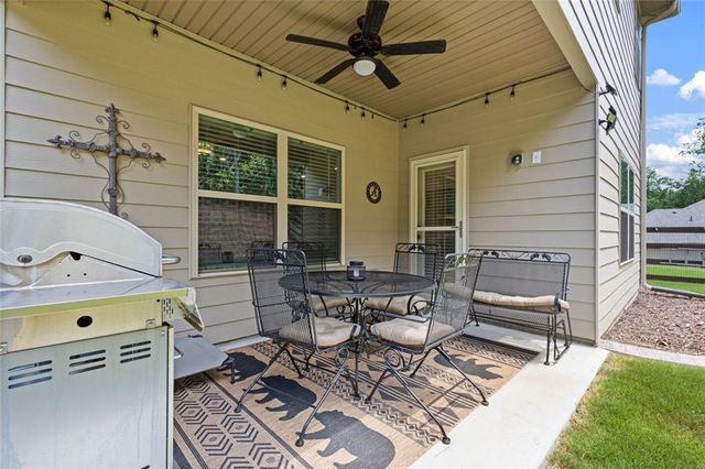 312 Magnolia Villas Drive, Cornelia, GA 30531