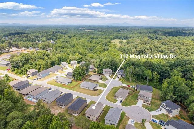 312 Magnolia Villas Drive, Cornelia, GA 30531