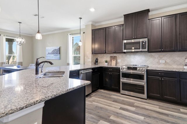 302 Alamosa DR, Georgetown, TX 78626