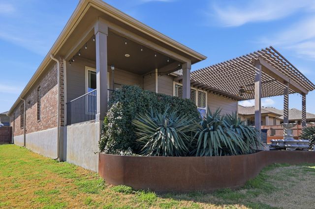 302 Alamosa DR, Georgetown, TX 78626