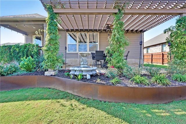 302 Alamosa DR, Georgetown, TX 78626