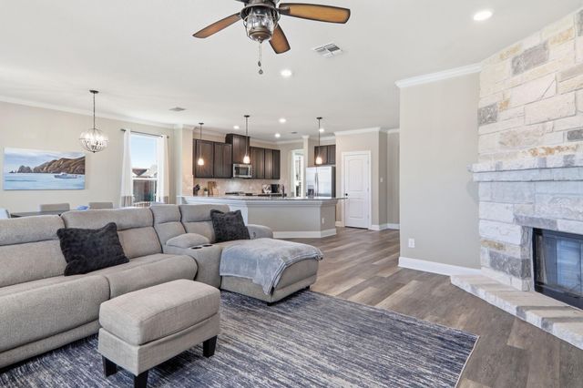 302 Alamosa DR, Georgetown, TX 78626