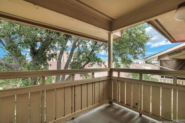 7738 Chambers Rd Apt 611, San Antonio, TX 78229