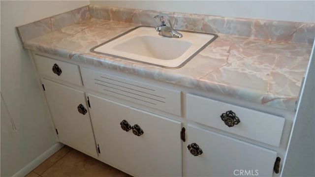 37 Hastings Avenue, Ventura, CA 93003