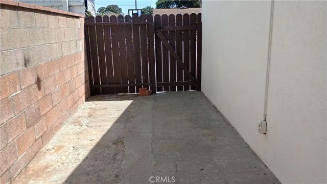 37 Hastings Avenue, Ventura, CA 93003