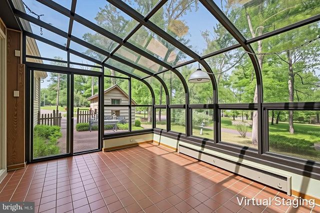 28 FOREST LANE, Ewing, NJ 08628