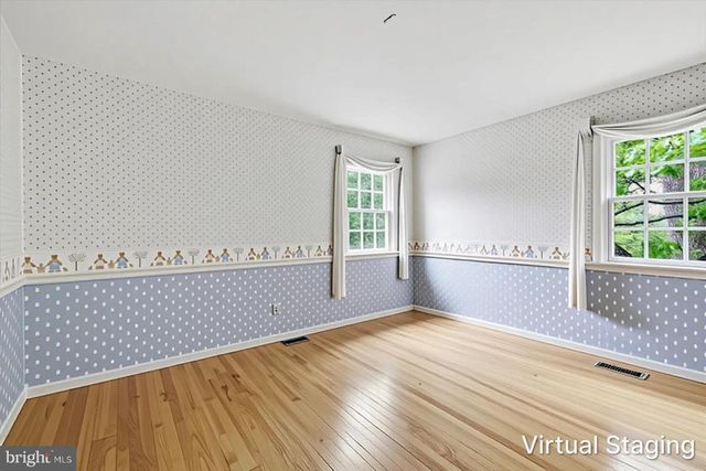 28 FOREST LANE, Ewing, NJ 08628