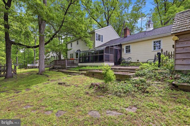 28 FOREST LANE, Ewing, NJ 08628