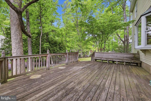 28 FOREST LANE, Ewing, NJ 08628
