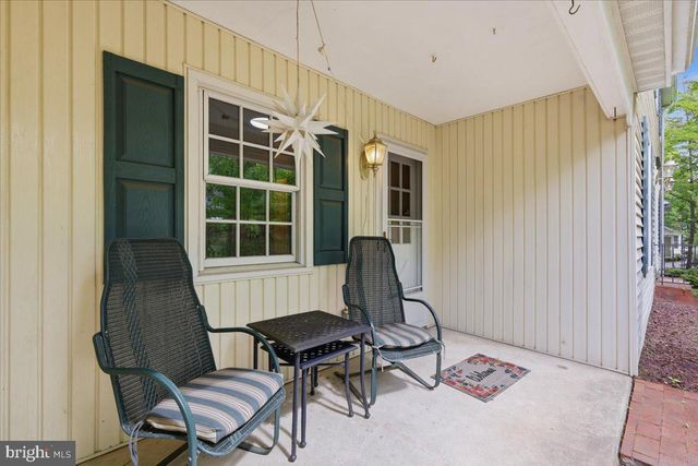 28 FOREST LANE, Ewing, NJ 08628