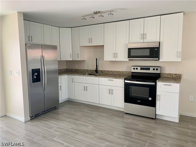 4833 Esplanade ST, Bonita Springs, FL 34134