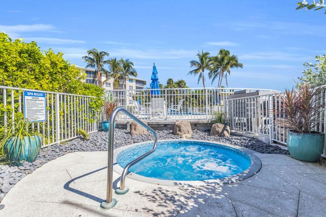 87851 Old Hwy Apt K21, Plantation Key, FL 33036