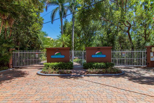 87851 Old Hwy Apt K21, Plantation Key, FL 33036