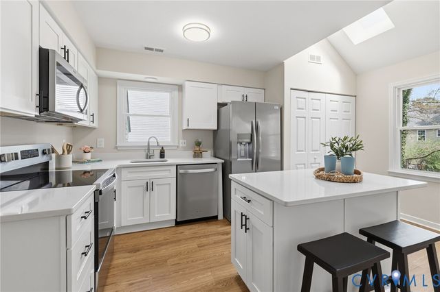 11914 Park Forest Way, Glen Allen, VA 23059