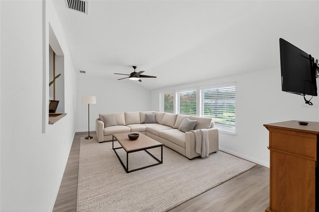 1810 MILFORD CIRCLE, Sun City Center, FL 33573