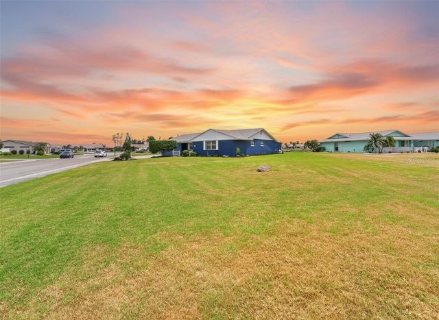 1810 MILFORD CIRCLE, Sun City Center, FL 33573