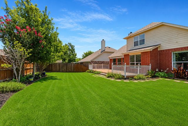 5117 Postwood Drive, Fort Worth, TX 76244