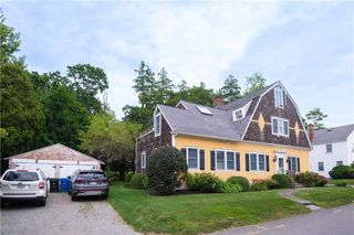 2 Red Cross Terrace, Newport, RI 02840