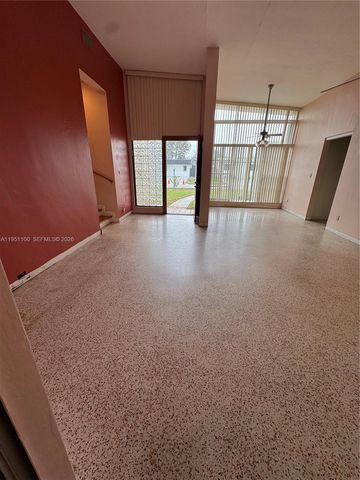 8431 SW 27th Ter, Miami, FL 33155