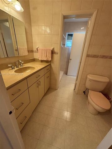 8431 SW 27th Ter, Miami, FL 33155