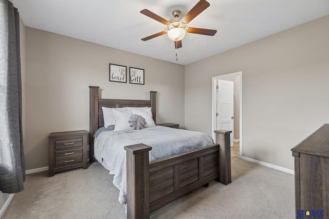 10316 White Pine Road, Lincoln, NE 68527