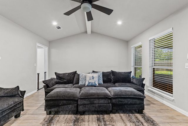 121 Curtis Lane, Quinlan, TX 75474
