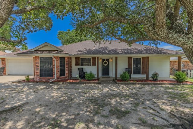121 Curtis Lane, Quinlan, TX 75474